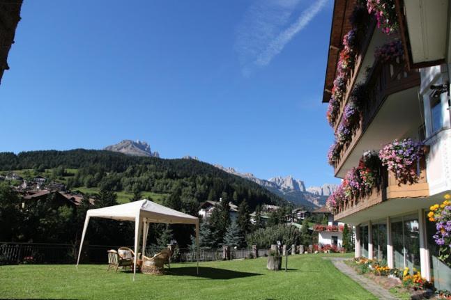 Hotel Catinaccio Rosengarten Моена Екстер'єр фото