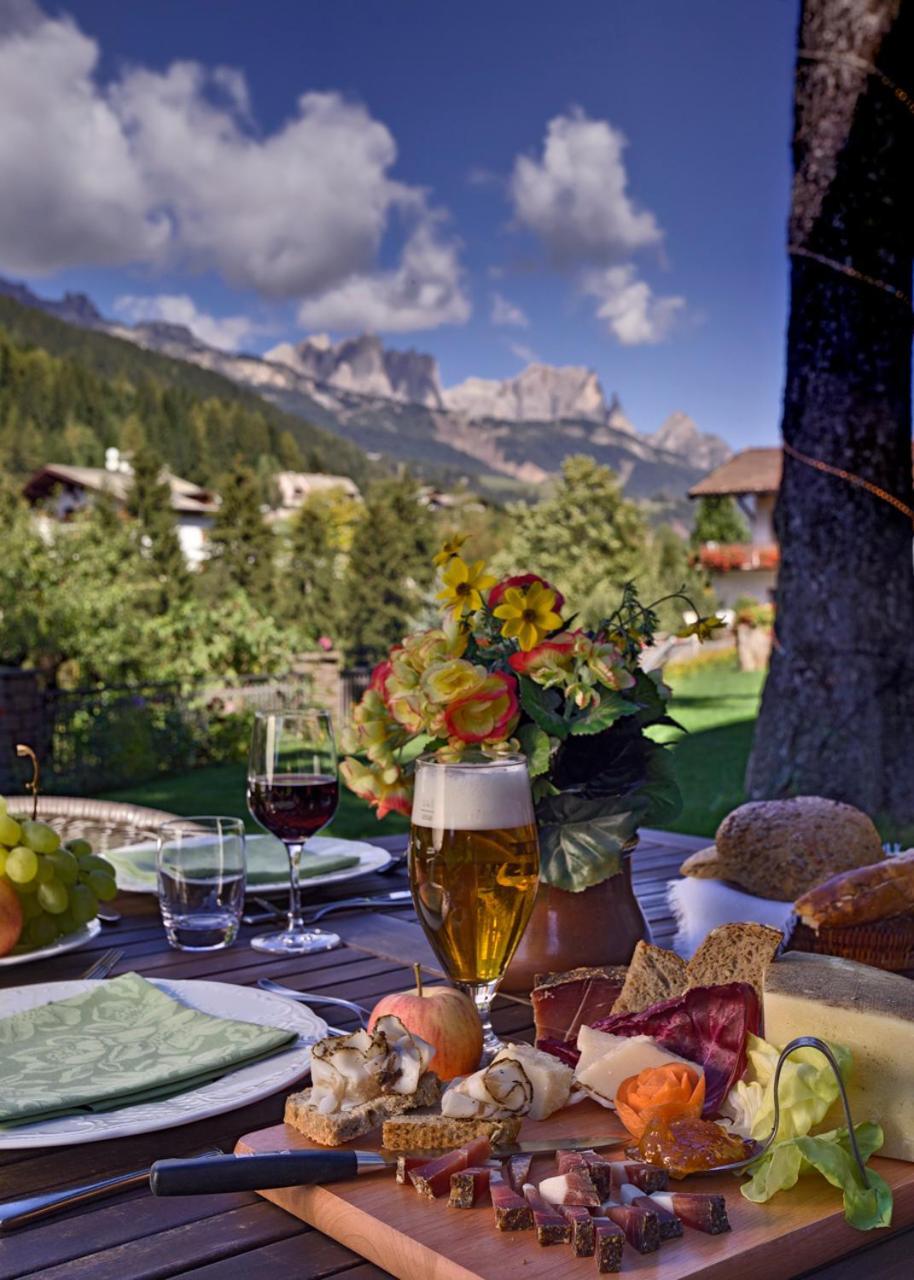 Hotel Catinaccio Rosengarten Моена Екстер'єр фото