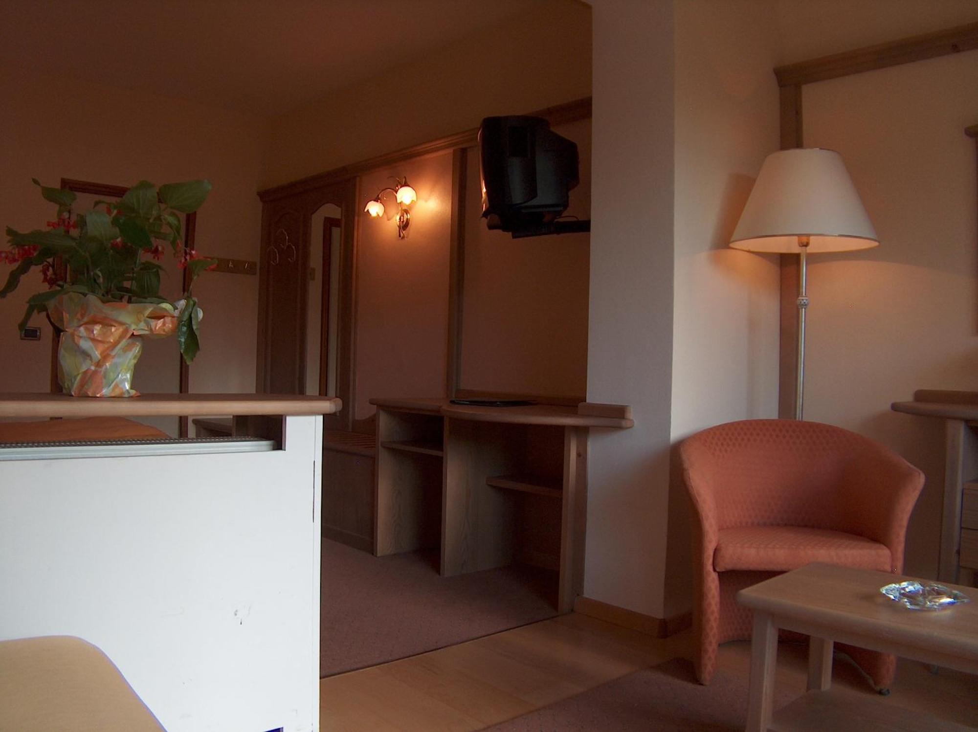 Hotel Catinaccio Rosengarten Моена Екстер'єр фото